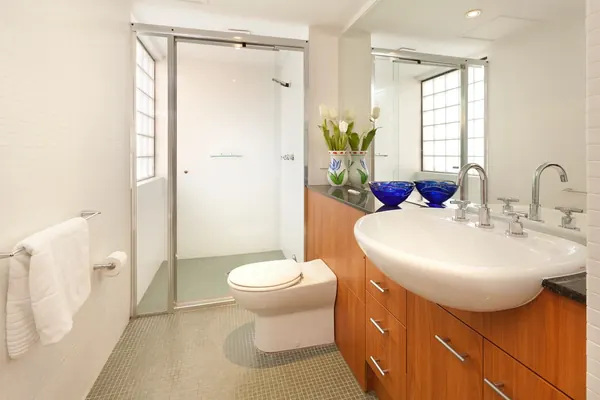 Ensuite bathroom